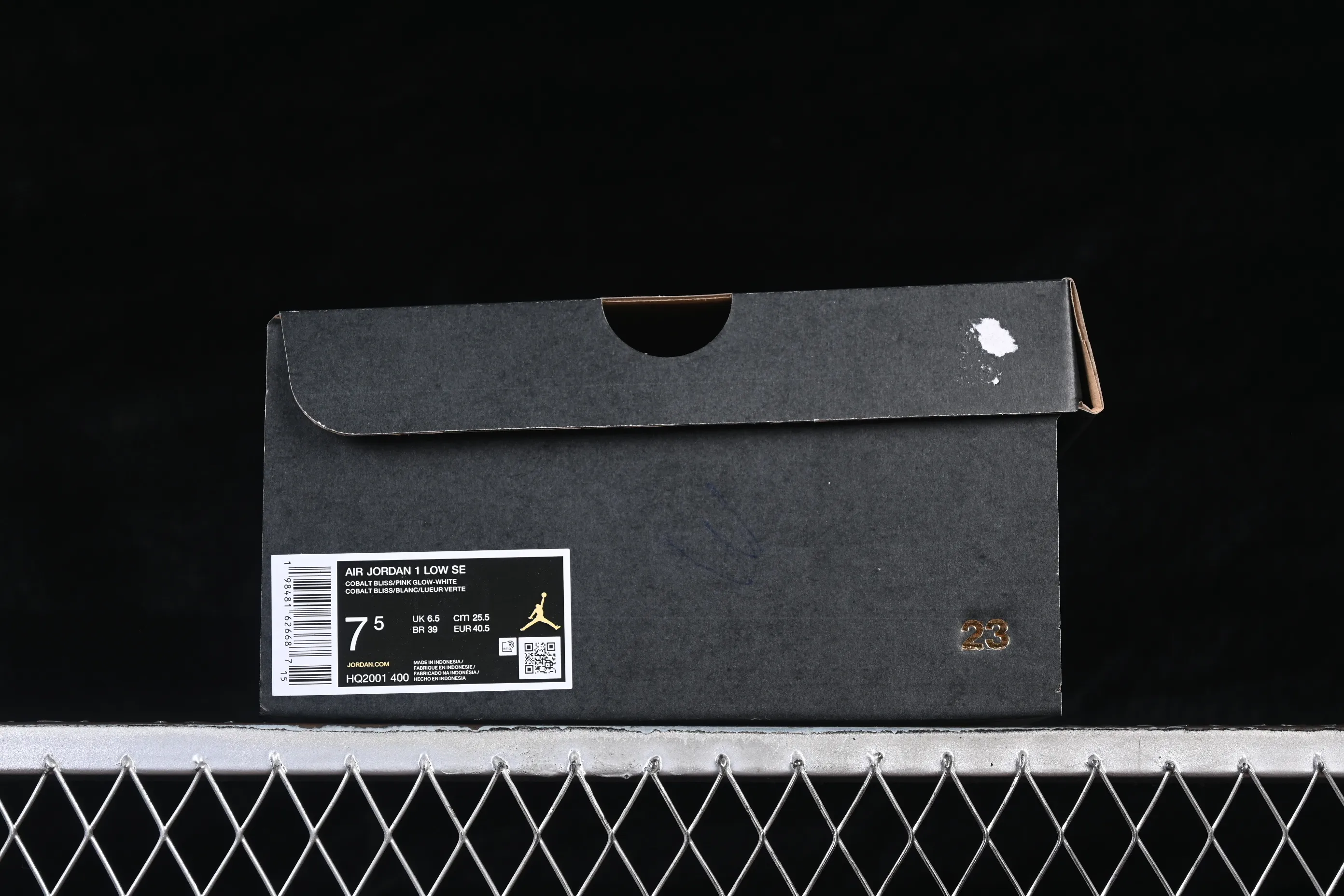 All categories Air Jordan Jordan series basketball shoes Air Jordan 1 Low Air Jordan 1 Low AJ1 Joe 1 white and blue denim pink diamond hook low-top casual sneakers HQ2001-400